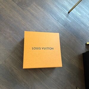 Authentic Louis Vuitton (Alma BB) Box